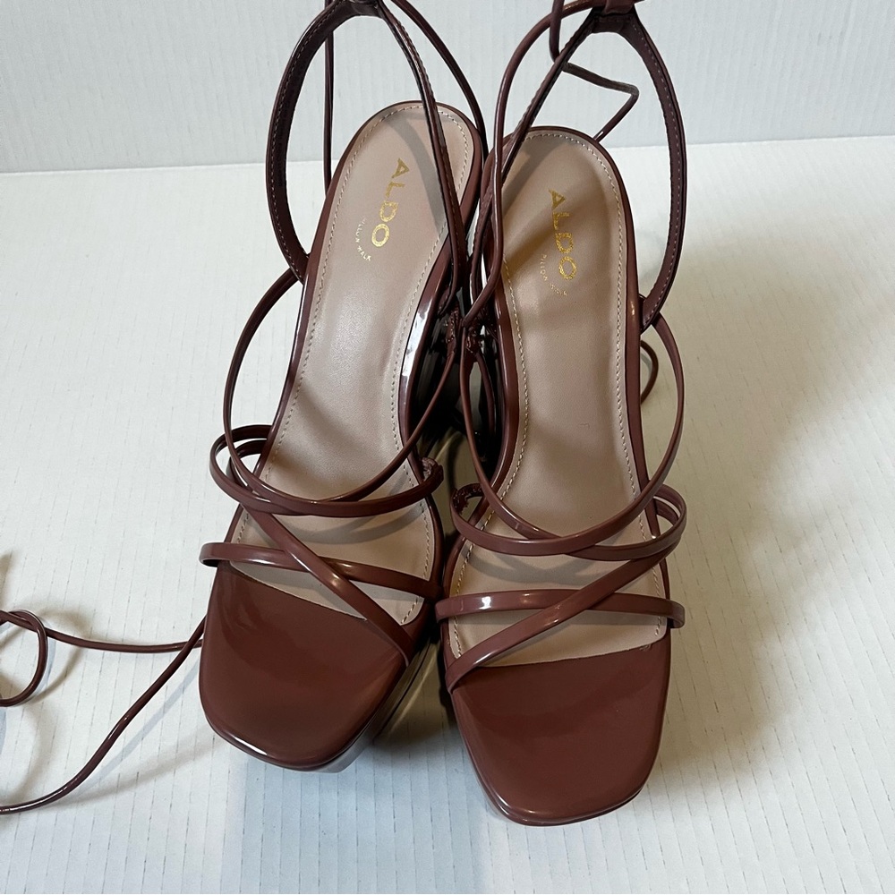 ALDO-NEW Brown/Mauve Shiny Strappy Wedges Size 8.5 - Picture 5 of 8